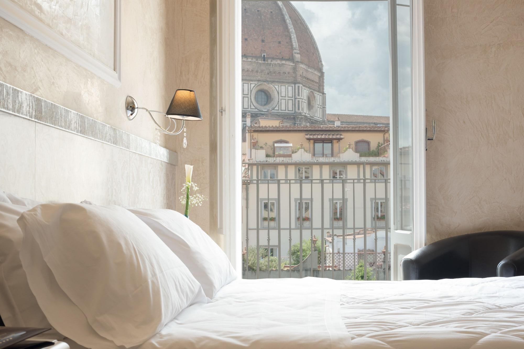 Hotel California Firenze